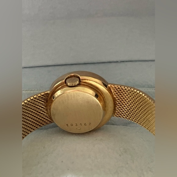 SPECIAL EDITION - Chopard Happy Diamonds Vintage Watch in 18 Carat Yellow Gold - Picture 4 of 5